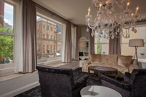 International House Hotel