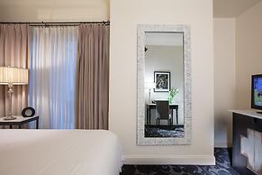 International House Hotel