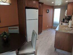 Desert Isle of Palm Springs