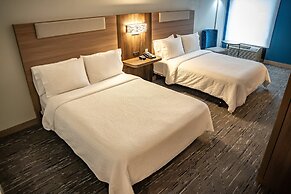 Holiday Inn Express Hotel & Suites West Chester by IHG