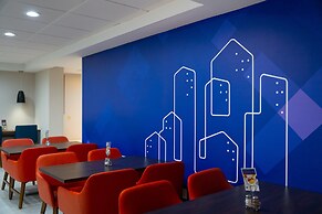 Holiday Inn Express Hotel & Suites West Chester by IHG