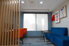 Holiday Inn Express Hotel & Suites West Chester by IHG