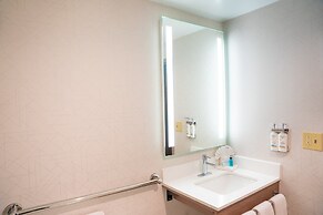 Holiday Inn Express Hotel & Suites West Chester by IHG