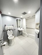 Country Inn & Suites by Radisson, San Carlos, CA