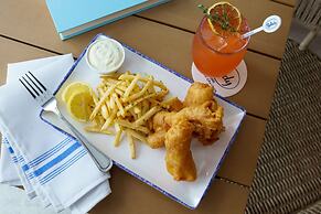 Beal House Fort Walton Beach, Tapestry Collection by Hilton