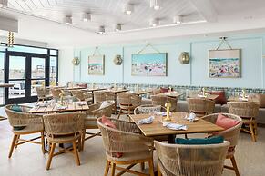 Beal House Fort Walton Beach, Tapestry Collection by Hilton