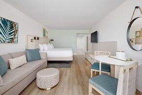 Beal House Fort Walton Beach, Tapestry Collection by Hilton