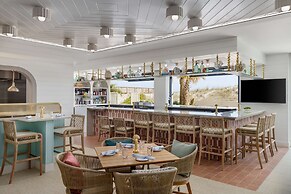 Beal House Fort Walton Beach, Tapestry Collection by Hilton