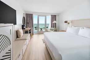 Beal House Fort Walton Beach, Tapestry Collection by Hilton