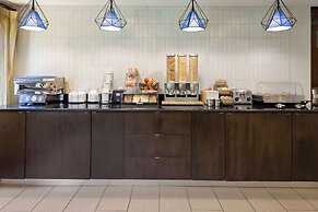 La Quinta Inn & Suites by Wyndham LaGrange / I-85