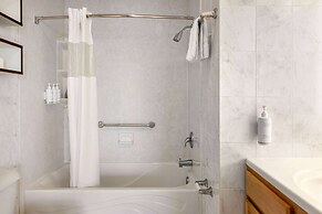 Howard Johnson by Wyndham Ocean City Oceanfront