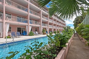 Butterfly Beach Hotel