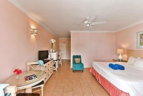 Butterfly Beach Hotel