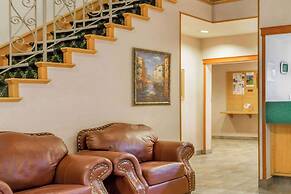 Howard Johnson by Wyndham Fort St. John