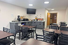 Howard Johnson by Wyndham Fort St. John