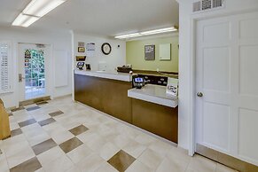 Studio 6 Houston, TX - Hobby South