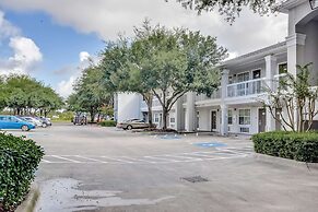 Studio 6 Houston, TX - Hobby South