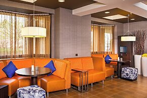 Courtyard by Marriott Richmond Northwest
