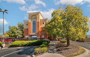 Extended Stay America Suites Kansas City Country Club Plaza