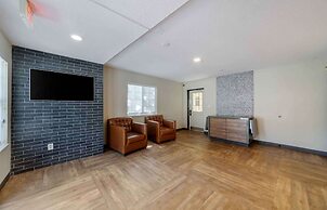 Extended Stay America Suites Miami Airport Doral