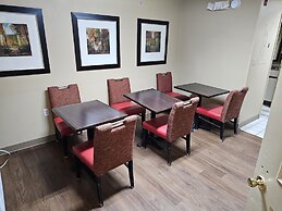 Suburban Studios Raleigh - Crabtree Valley