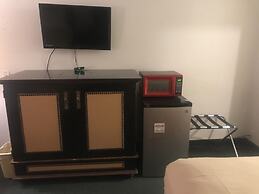 Travelers Inn & Suites