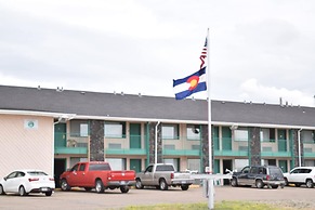 Travelers Inn & Suites
