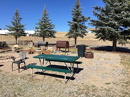 Travelers Inn & Suites