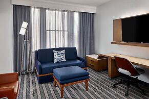 Courtyard By Marriott Nashville Downtown