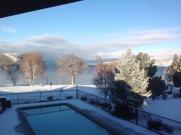 Lakeside Lodge And Suites