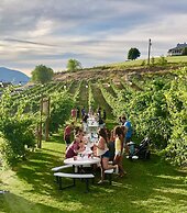 Lakeside Lodge And Suites