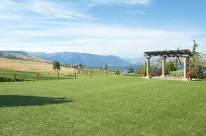 Lakeside Lodge And Suites