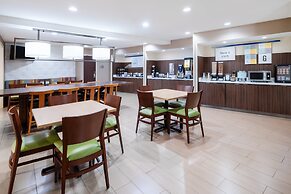 Garner Hotel Macon West by IHG