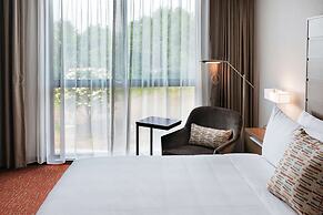 Revel Hotel Des Moines Urbandale, Tapestry Collection by Hilton