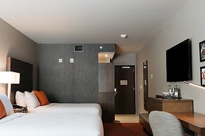 Revel Hotel Des Moines Urbandale, Tapestry Collection by Hilton
