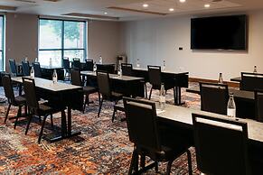 Revel Hotel Des Moines Urbandale, Tapestry Collection by Hilton