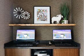 Revel Hotel Des Moines Urbandale, Tapestry Collection by Hilton