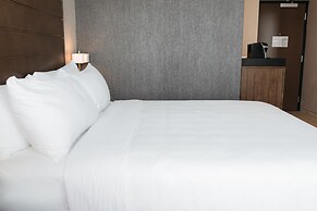 Revel Hotel Des Moines Urbandale, Tapestry Collection by Hilton