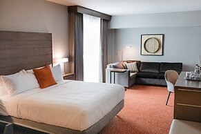 Revel Hotel Des Moines Urbandale, Tapestry Collection by Hilton