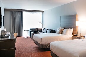 Revel Hotel Des Moines Urbandale, Tapestry Collection by Hilton