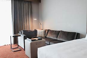 Revel Hotel Des Moines Urbandale, Tapestry Collection by Hilton