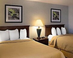 Quality inn & Suites Cincinnati I-275