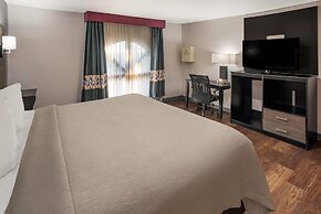 Quality inn & Suites Cincinnati I-275