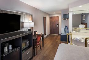 Quality inn & Suites Cincinnati I-275
