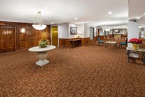 Quality inn & Suites Cincinnati I-275