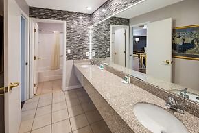 Quality inn & Suites Cincinnati I-275