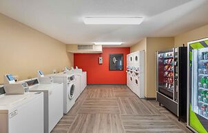 Extended Stay America Suites Milwaukee Brookfield