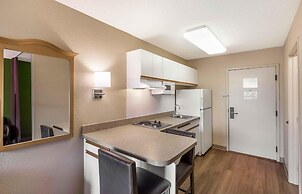 Extended Stay America Suites Milwaukee Brookfield