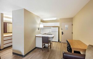 Extended Stay America Suites Milwaukee Brookfield