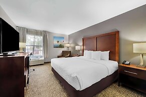 Clarion Pointe Apex – Holly Springs